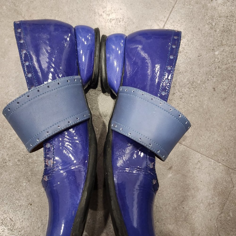 Fluevog Cleos - Picture 3 of 4